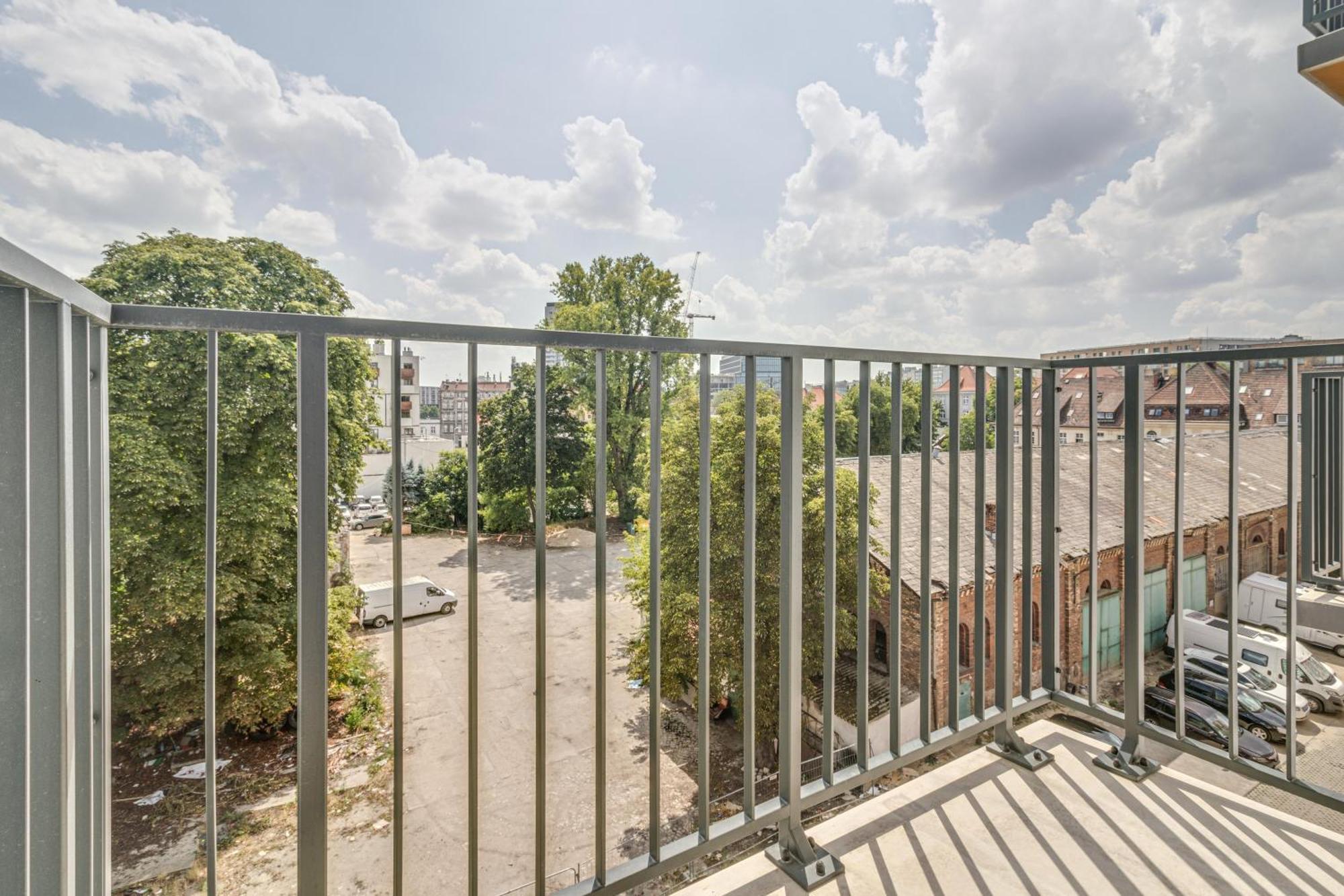 Rentplanet - Dmowskiego Apartament