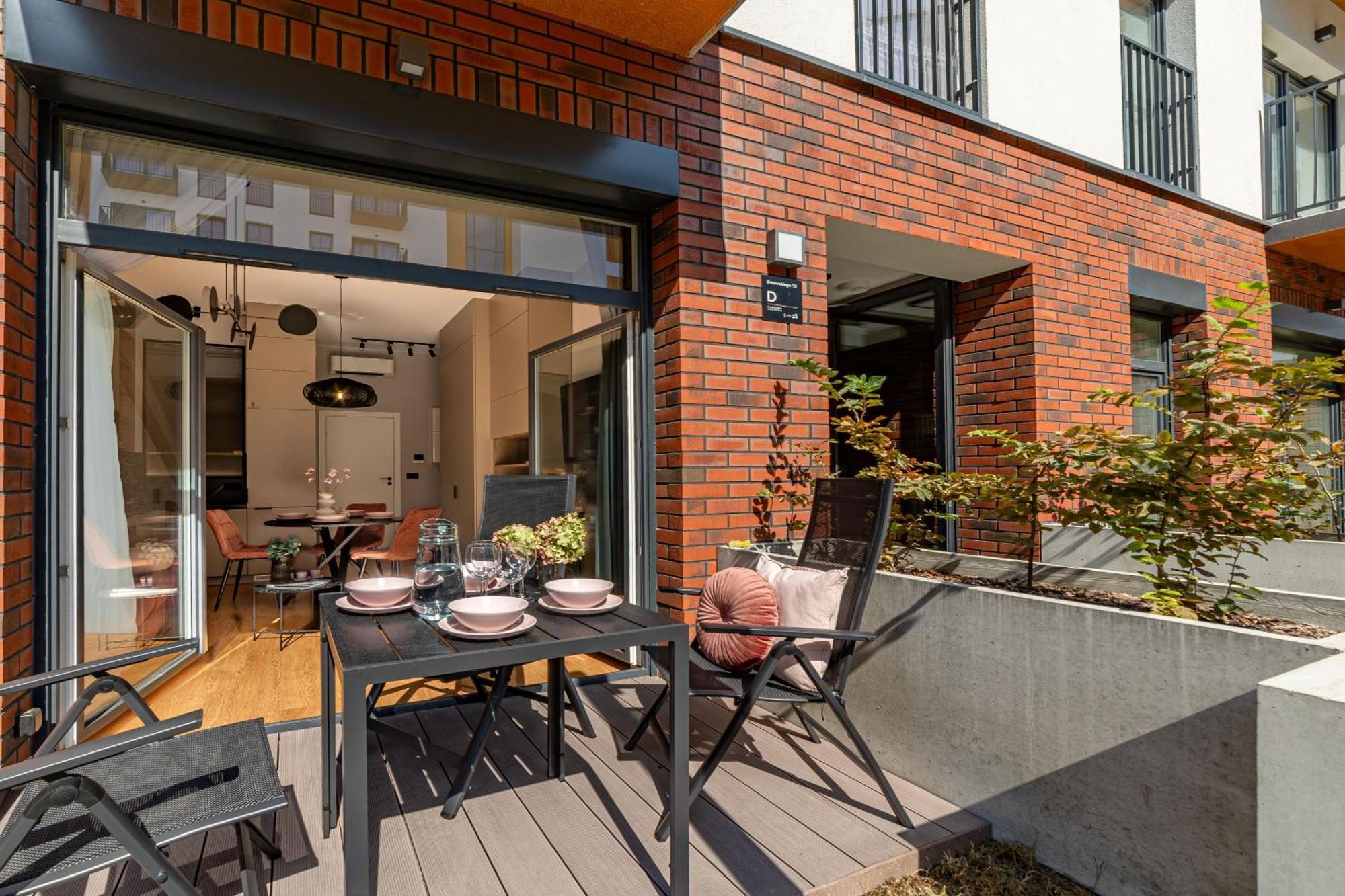 Rentplanet - Dmowskiego Leilighet *